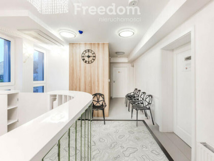 Atrakcyjny lokal pod usługi medyczne w centrum