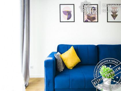 Stare Miasto, 2 pokoje, hala,balkon, do końca maja