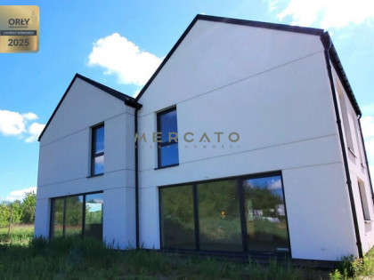 Dom Łomianki Dolne gm. Łomianki,