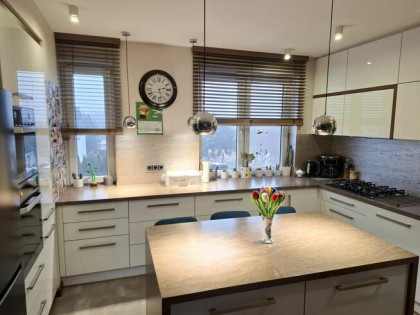 Sprzedam mieszkanie na osiedlu Chorzeń