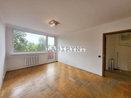 M-4, oddzielna kuchnia, 2.piętro, loggia, od ręki