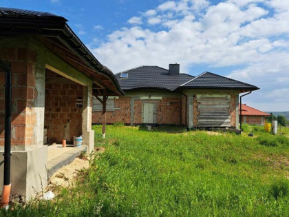 Na sprzedaż DOM, garaż. Działka 1214m2. Straszydle