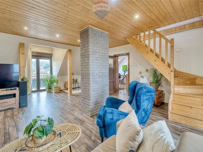 Magiczny dom po remoncie! Duża działka! WOW!