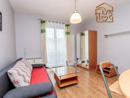 Kawalerka z balkonem, pet-friendly- Traugutta 35