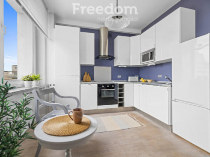 3 pokoje | dobry układ | dwustronne | 2 balkony