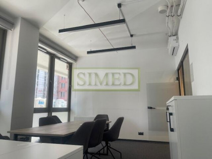 Biuro nowoczesna aranżacji dopasowana do Najemcy