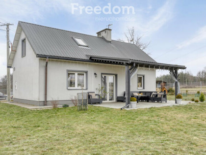 Przytulny dom 61 m² na uboczu – Rakszawa