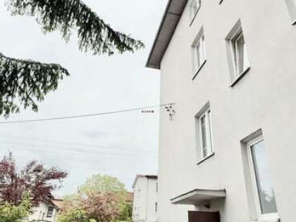 Dom Warszawa Włochy, Włochy