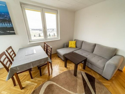 2 pokoje w pobliżu Placu Zawiszy- Nowogrodzka 78