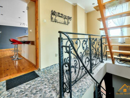 komfortowe z działką i garażami