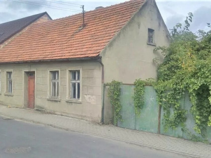 Sprzedam działkę wraz z domem do remontu w Jaraczewie koło Jarocina