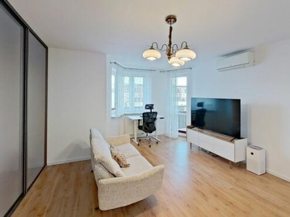 Sprzedam dwupokojowe mieszkanie z balkonem Bartla 19C (Kliny