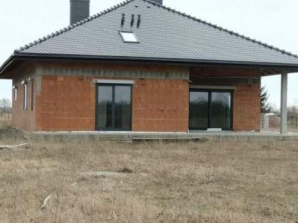 Sprzedam dom stan surowy