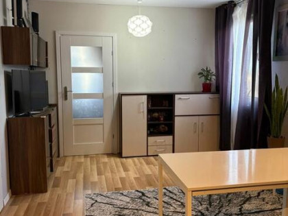 Wynajmę 3-pok. mieszkanie w Ząbkach na Powstańców