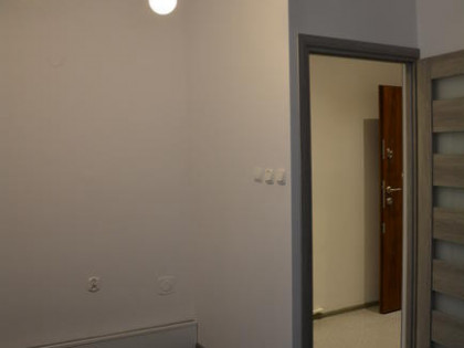 Warszawa - w extra 110 m na biuro uslugę parter