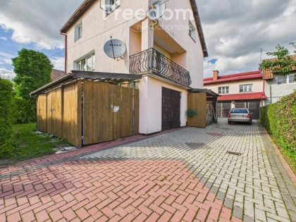 Dom jednorodzinny z częścią usługową Morąg