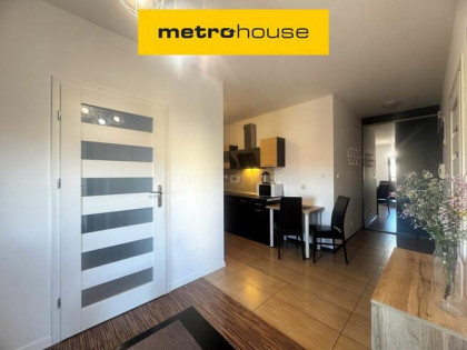 Oferuje na WYNAJEM  2- pokojowe mieszkanie