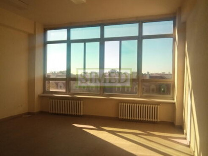 Na studio , wys  4, otwarta przestrzeń 100m2