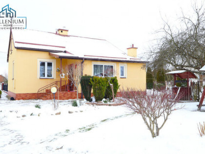 DOM JEDNORODZINNY W BASZNI DOLNEJ