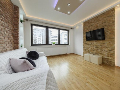 Mieszkanie Warszawa gm. Wola Wola, Symboliczna