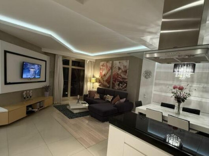 3 pokoje 80 m², wysoki standard