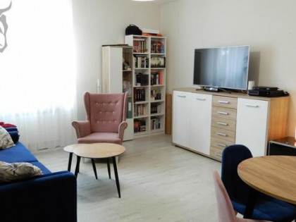 PRZESTRONNE 2-POKOJOWE MIESZKANIE CZĘSTOCHOWA GNASZYN