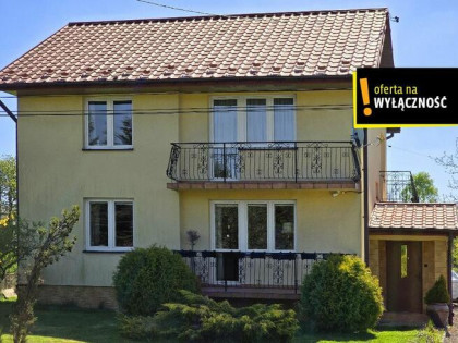 Dom Podmaleniec gm. Staszów,