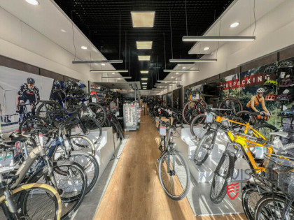 LOKAL PARTEROWY 144 M2/WITRYNA/CENTRUM HANDLOWE