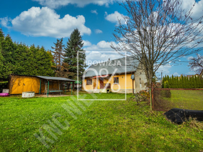 Drewniano - murowany dom z dawnych lat