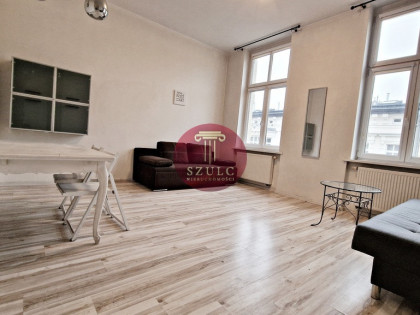 2 pokoje blisko Bramy Portowej.