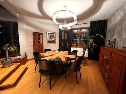 Dom w centrum Radomia 256m2 z pięknym ogrodem