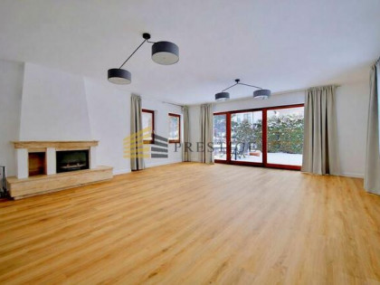 Elegancki dom na Starym Wilanowie.