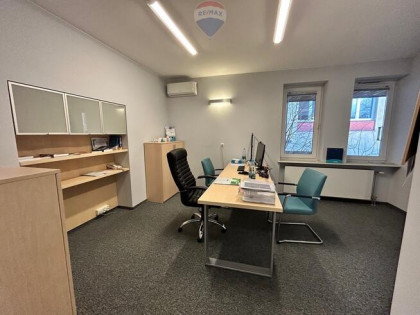 Biuro 360 m2 dom dużym tarasem - Puławska Ursynów