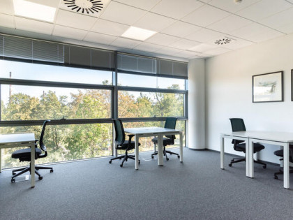 Wydajności zespołów pięcioosobowych.