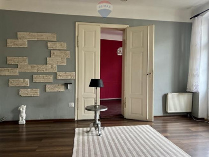 2 pokojowe, wysokie sufity, Gniezno ul.Mieszka I