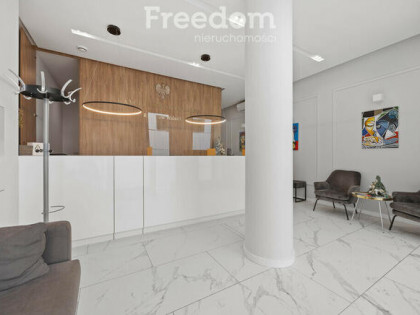 Na sprzedaż lokal usługowy 144 m²