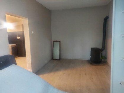 2 pokoje do odnowienia na Bałutach