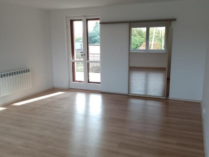 Mieszkania 90m2, KW, działka, garaż