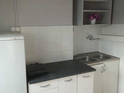 3pokojeKamienicaPoRemoncieUmeblowane