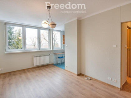 Wygodne 2 pokojowe mieszkanie w spokojnej okolicy