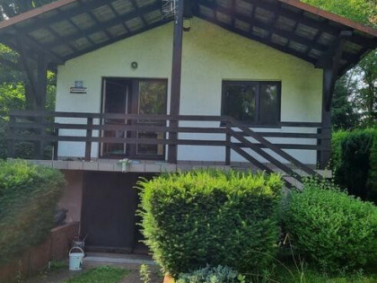 Działka z domkiem przy Bugu na końcu świata