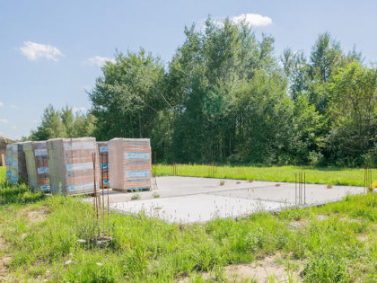 Działka z wylanym fundamentem w Lipinach!