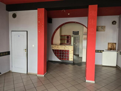Na sprzedaż lokal użytkowy - STARÓWKA NOWA CENA