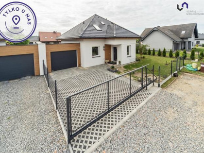 Dom Gostyń gm. Wyry, Motyla