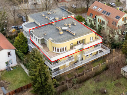 Duże mieszkanie w willi miejskiej Sołacz