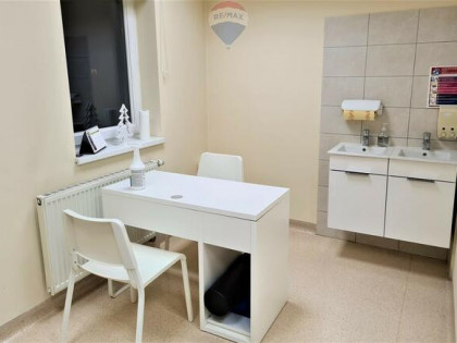 Klimatyzowane gabinety na dni, świetna lokalizacja