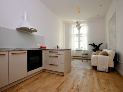 ścisłe centrum, kamienica, po kapitalnym remoncie