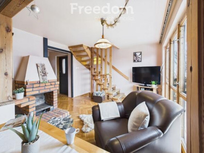 Dom rekreacyjny przy lesie