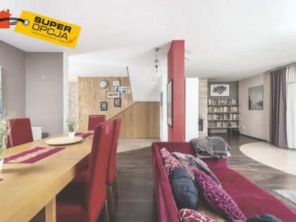 Dom Rząska gm. Zabierzów, Półkole