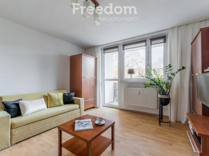 Rozkładowe 3 pokoje przy metrze Bródno